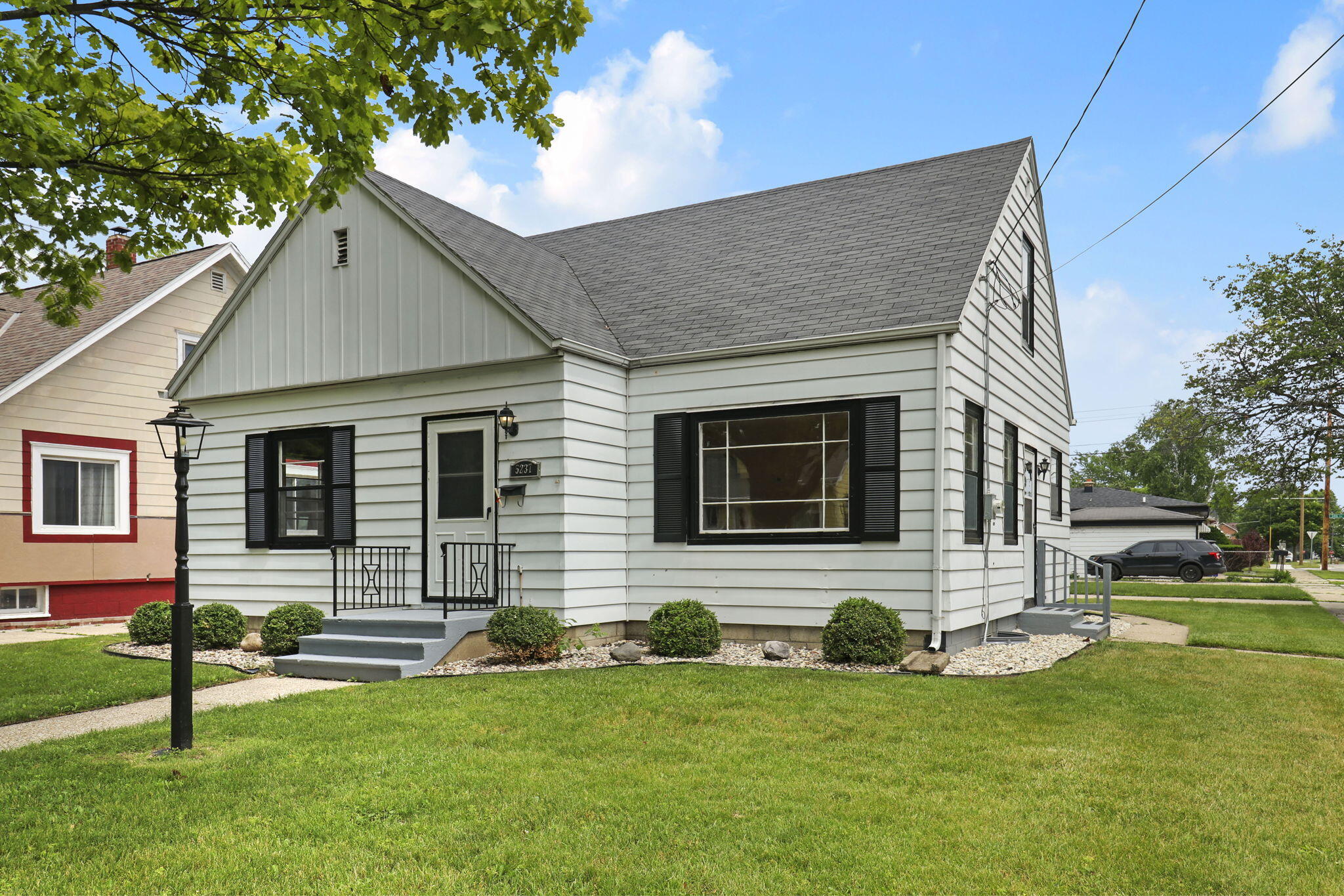 5237 35th Avenue Kenosha, WI 53144 - Photo 1 of 22 mls-5237 35th Ave, Kenosha, WI - 2