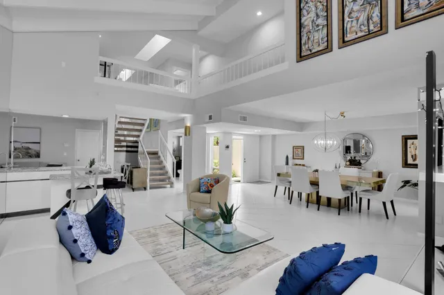 $1,599,000 | 7338 Woodmont Court, Boca Raton, FL 33434