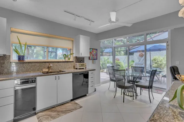 $1,599,000 | 7338 Woodmont Court, Boca Raton, FL 33434