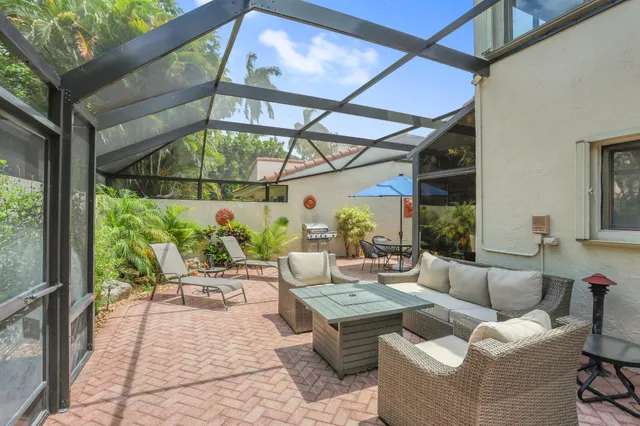 $1,599,000 | 7338 Woodmont Court, Boca Raton, FL 33434