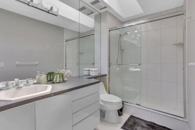 $1,599,000 | 7338 Woodmont Court, Boca Raton, FL 33434