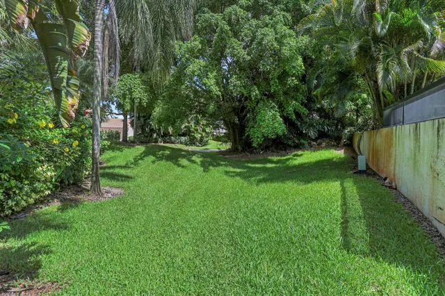 $1,599,000 | 7338 Woodmont Court, Boca Raton, FL 33434