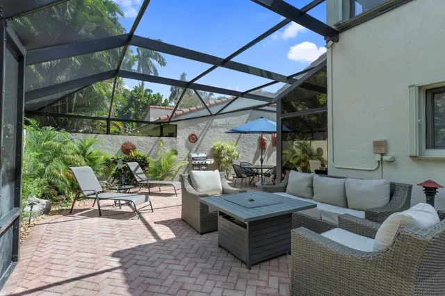 $1,599,000 | 7338 Woodmont Court, Boca Raton, FL 33434