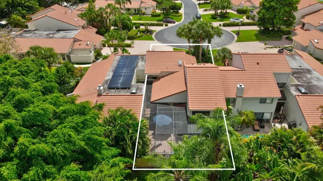 $1,599,000 | 7338 Woodmont Court, Boca Raton, FL 33434