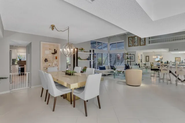 $1,599,000 | 7338 Woodmont Court, Boca Raton, FL 33434