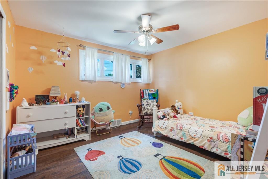 130 Tunison Road New Brunswick, NJ 08901 - Photo 20 of 39 Gallery Image 20