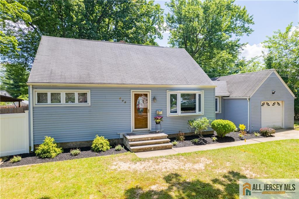 130 Tunison Road New Brunswick, NJ 08901 - Photo 2 of 39 Gallery Image 2