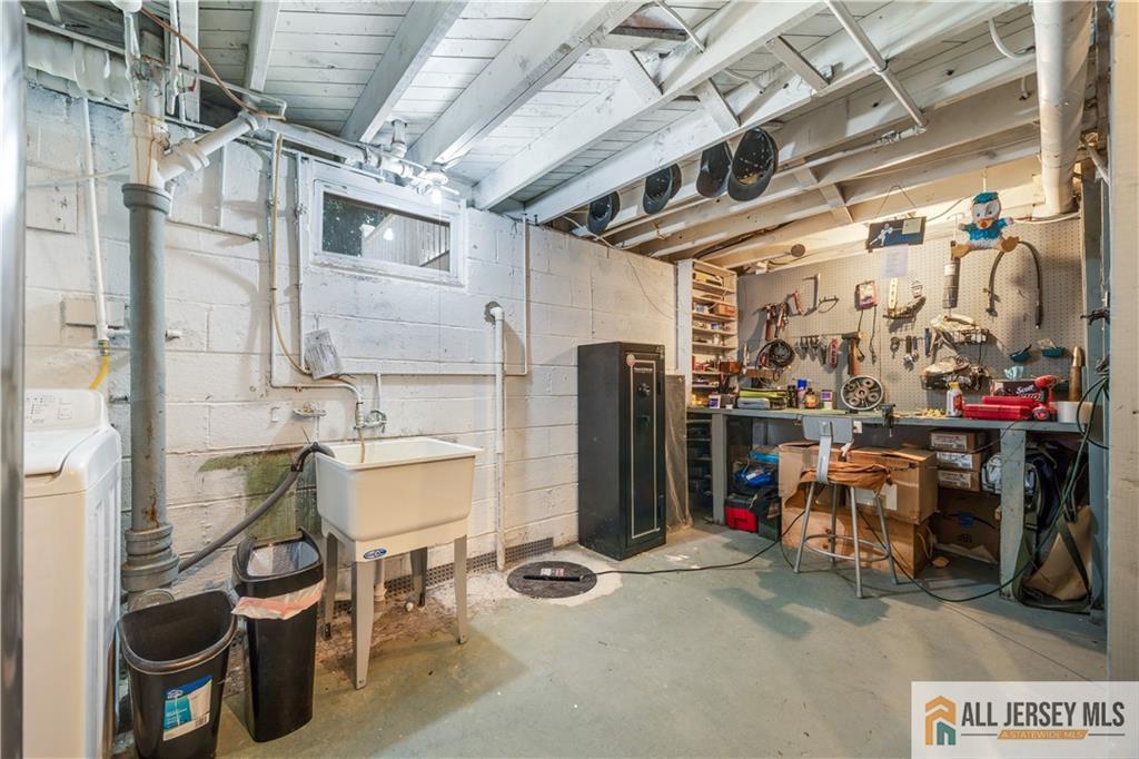 130 Tunison Road New Brunswick, NJ 08901 - Photo 31 of 39 Gallery Image 31