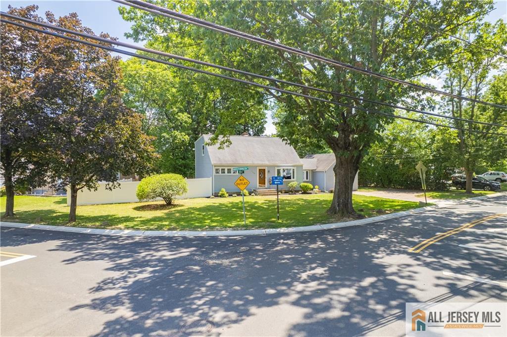130 Tunison Road New Brunswick, NJ 08901 - Photo 4 of 39 Gallery Image 4