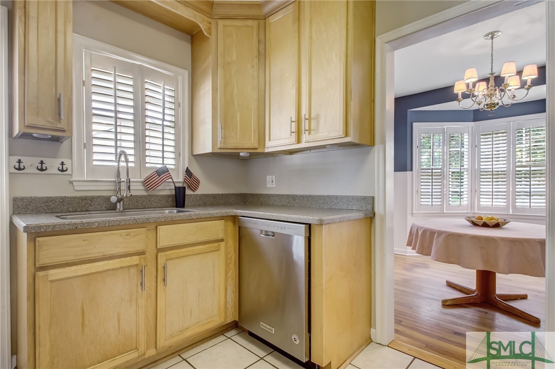 135 Columbus Drive Savannah, GA 31405 - Photo 15 of 39