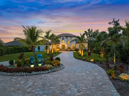 $5,750,000 | 1109 Bayshore Road, Nokomis, FL 34275