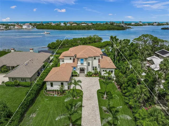 $5,750,000 | 1109 Bayshore Road, Nokomis, FL 34275