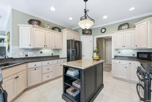 $499,900 | 123 Tawney Eagle Court, Huntertown, IN 46748