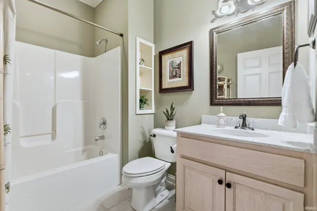 $499,900 | 123 Tawney Eagle Court, Huntertown, IN 46748