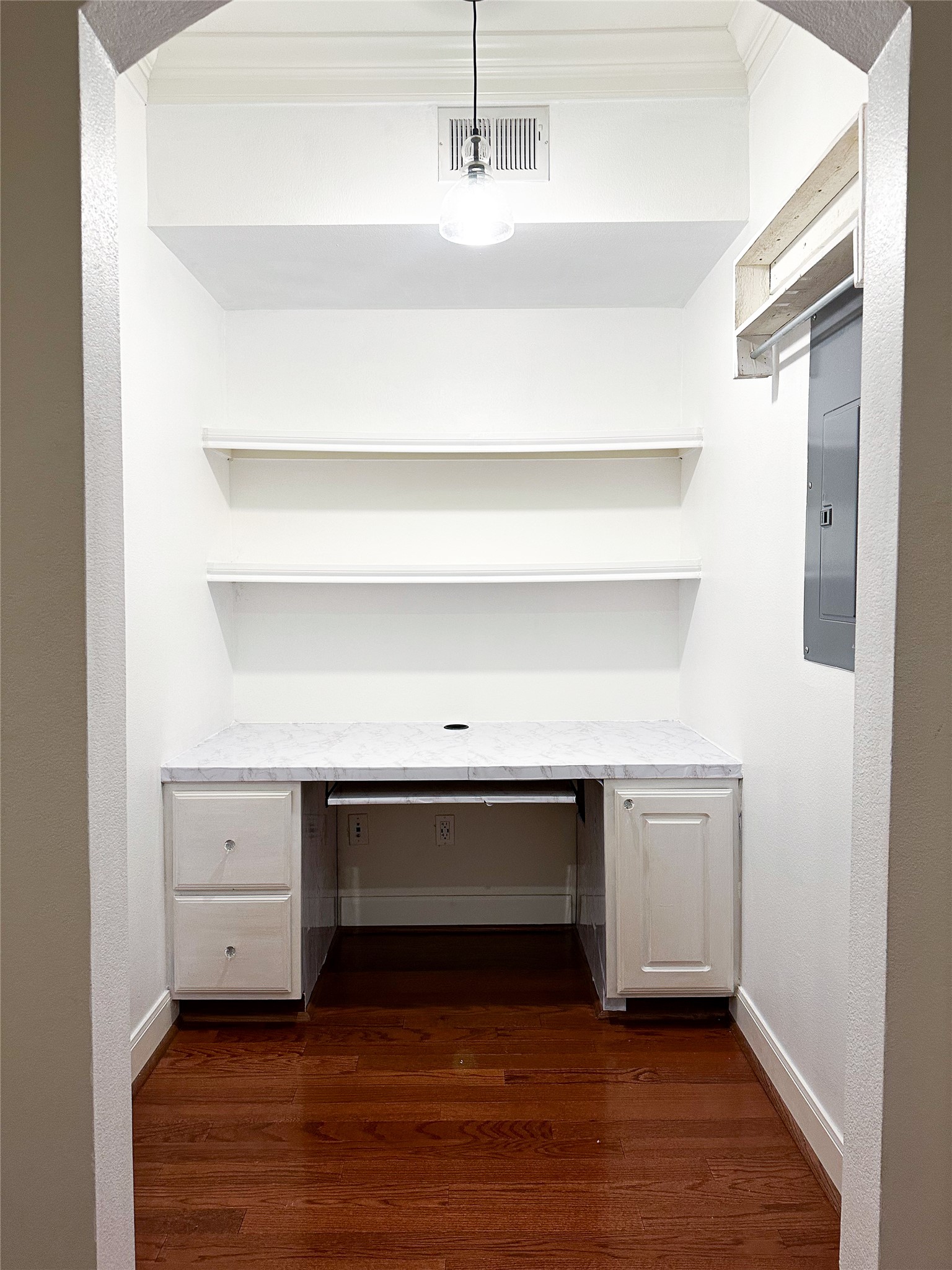 7701 Rialto Boulevard, Unit 1122 Austin, TX 78735 - Photo 10 of 24 Office nook off living room