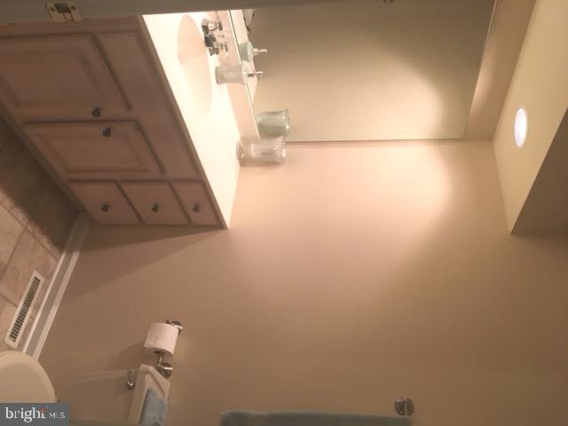 2077 C Raleigh Road, Unit C Hummelstown, PA 17036 - Photo 24 of 35 Second Floor Bath