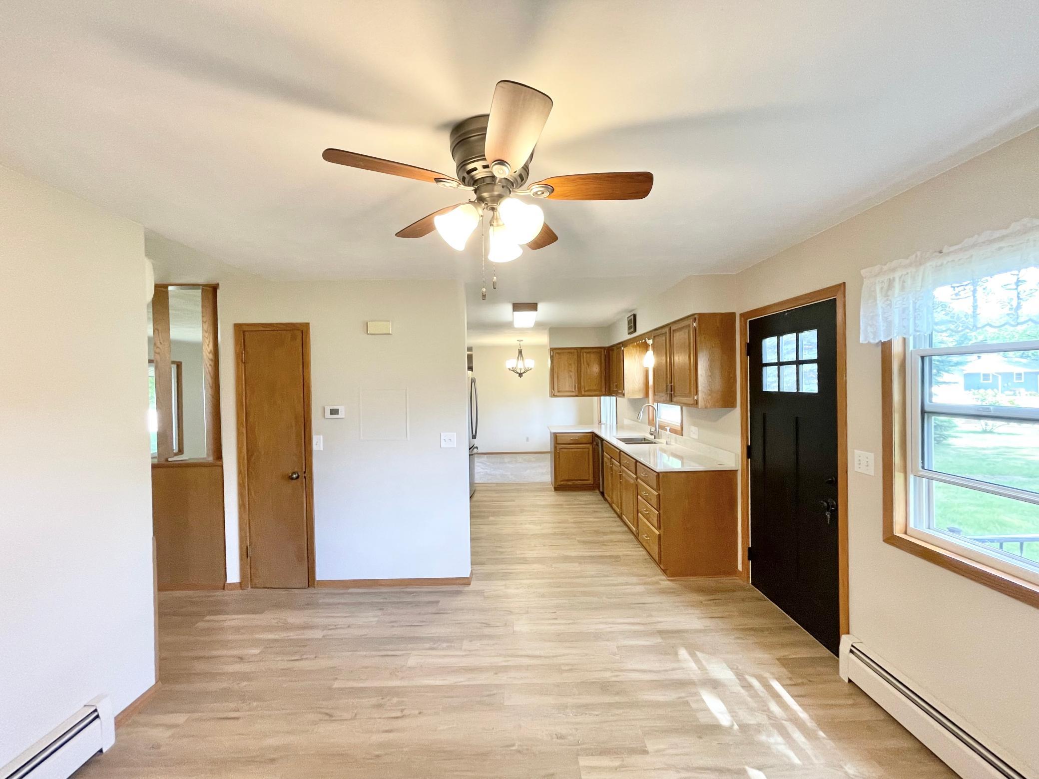 403 South Paffrath Avenue Springfield, MN 56087 - Photo 12 of 63