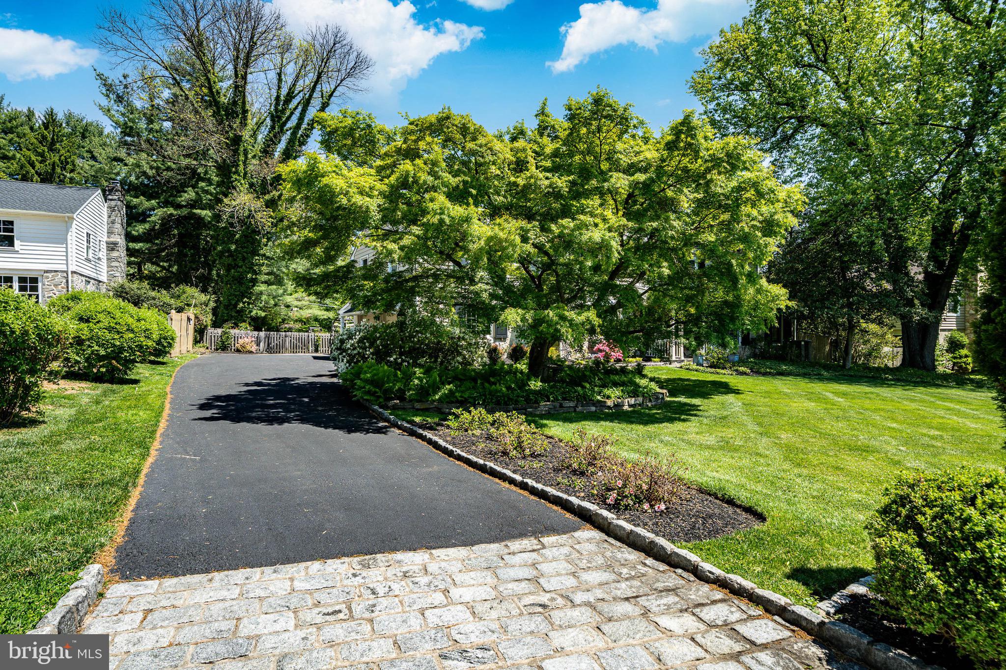 1607 Lark Lane Villanova, PA 19085 - Photo 3 of 86