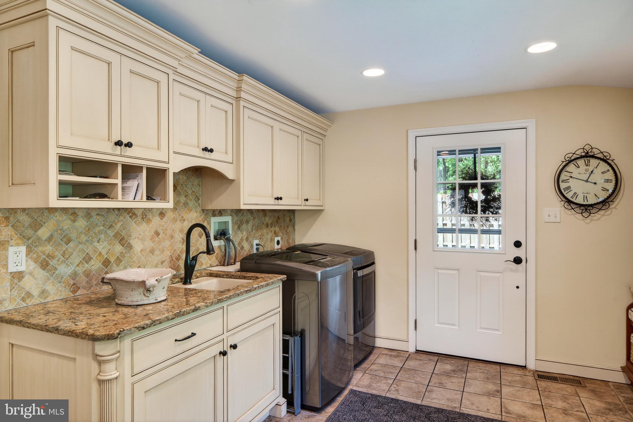 1607 Lark Lane Villanova, PA 19085 - Photo 33 of 86