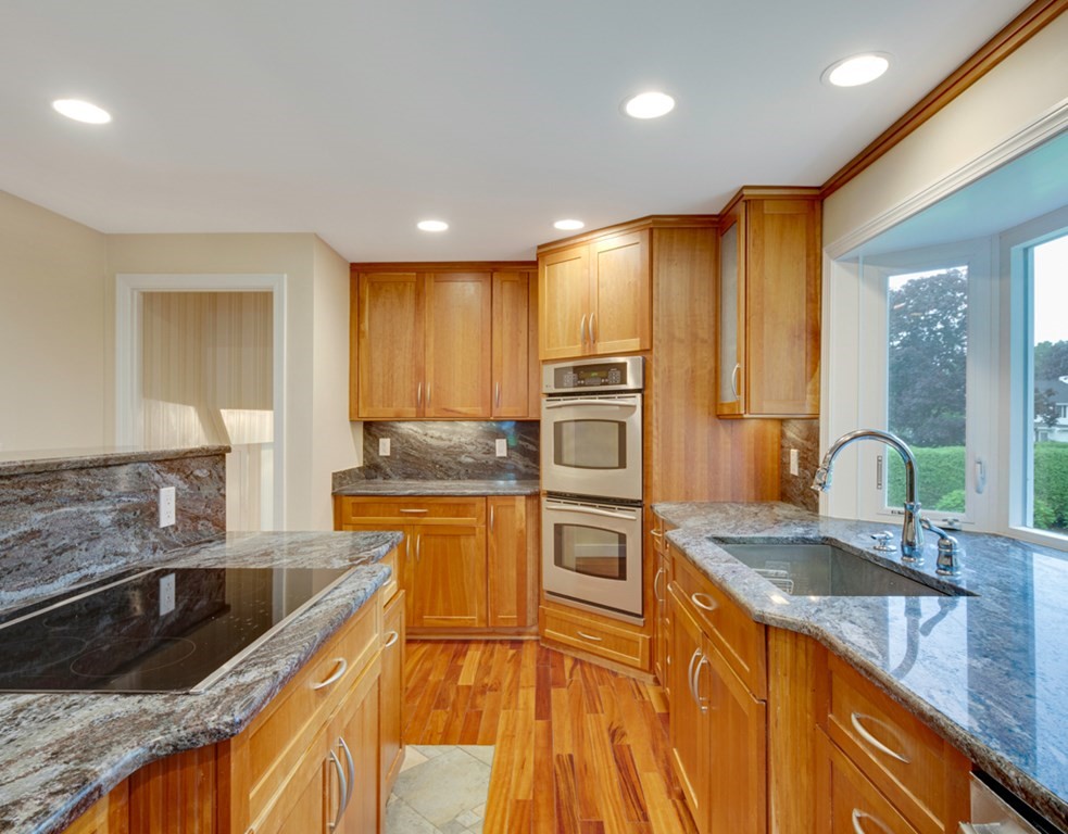 22 Plymouth Road Winchester, MA 01890 - Photo 11 of 36 Gallery Image 11