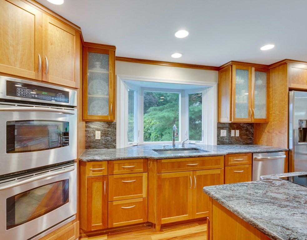 22 Plymouth Road Winchester, MA 01890 - Photo 12 of 36 Gallery Image 12