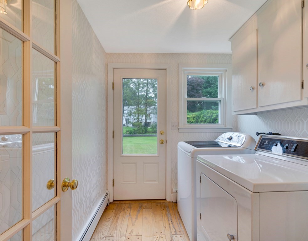 22 Plymouth Road Winchester, MA 01890 - Photo 17 of 36 Gallery Image 17