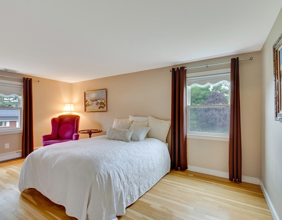 22 Plymouth Road Winchester, MA 01890 - Photo 18 of 36 Gallery Image 18