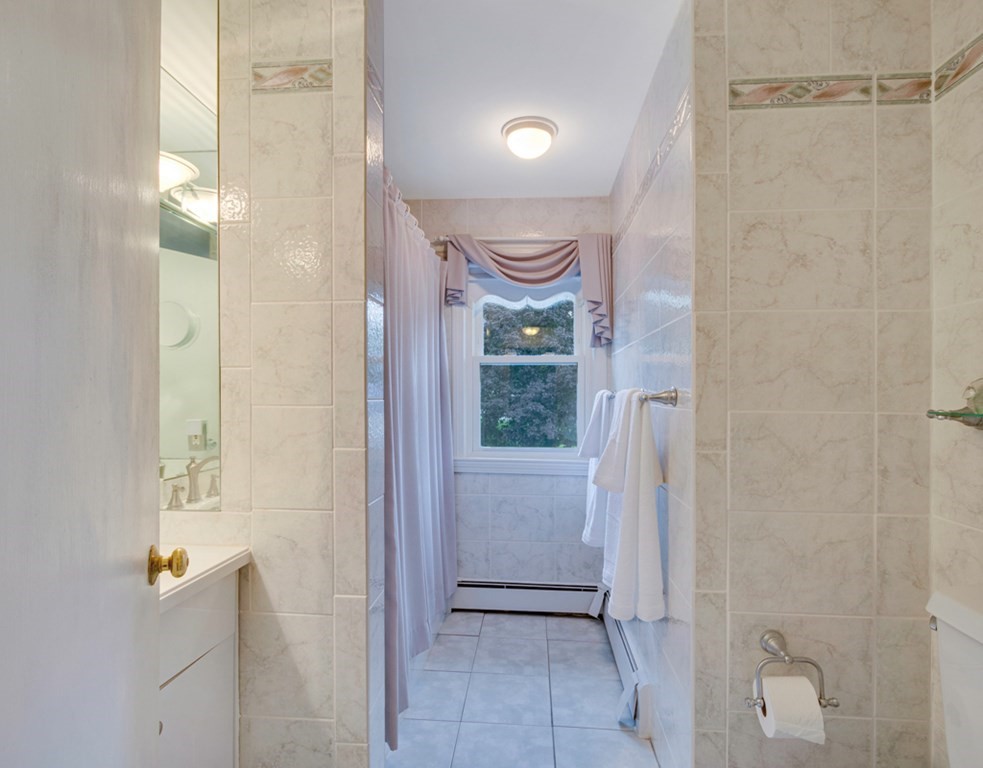 22 Plymouth Road Winchester, MA 01890 - Photo 27 of 36 Gallery Image 27