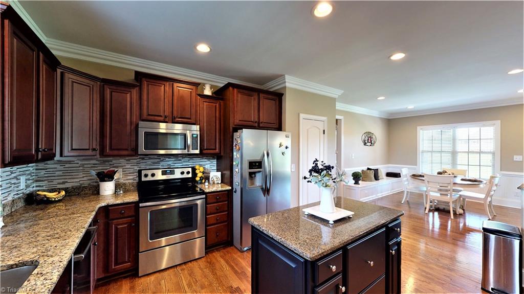 8887 Rymack Drive Oak Ridge, NC 27310 - Photo 11 of 30 Kitchen