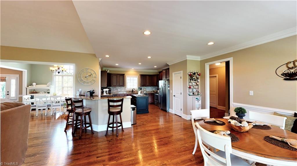 8887 Rymack Drive Oak Ridge, NC 27310 - Photo 13 of 30 Breakfast area