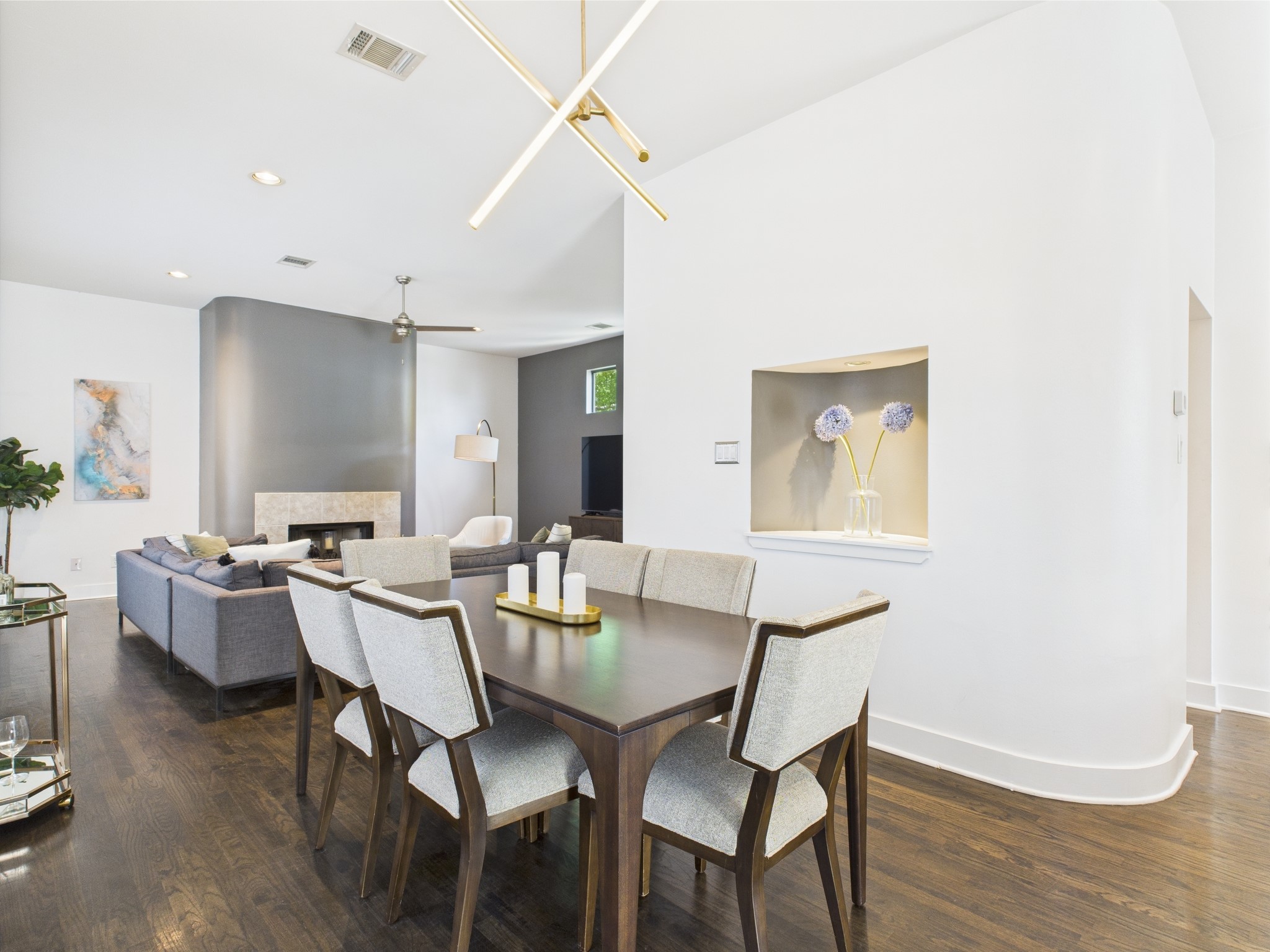 5810 Darling Street, Unit F Houston, TX 77007 - Photo 4 of 38 Dining area