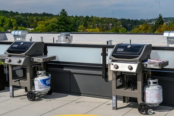 $1,995 | 1601 North 45th Street, Unit 208, Seattle, WA 98103