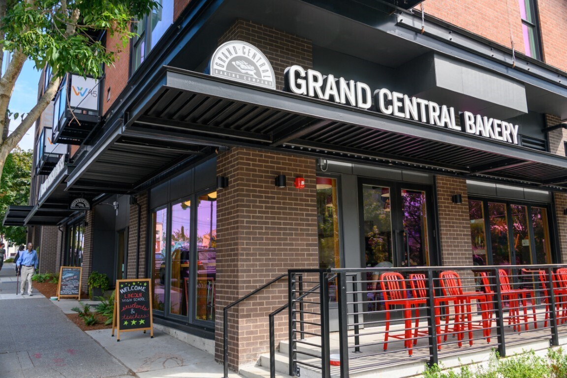 1601 North 45th Street, Unit 208 Seattle, WA 98103 - Photo 16 of 20