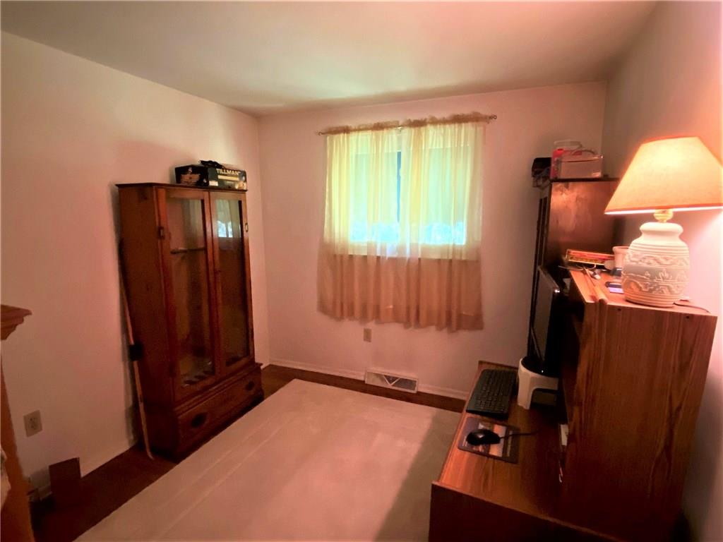 168 Lynn Road Washington, PA 15301 - Photo 15 of 25