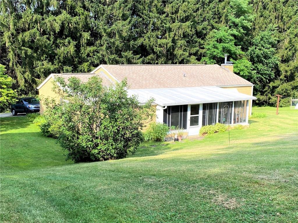 168 Lynn Road Washington, PA 15301 - Photo 3 of 25