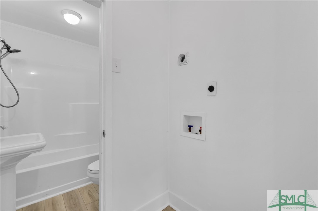 627 West 48th Street Savannah, GA 31405 - Photo 28 of 44