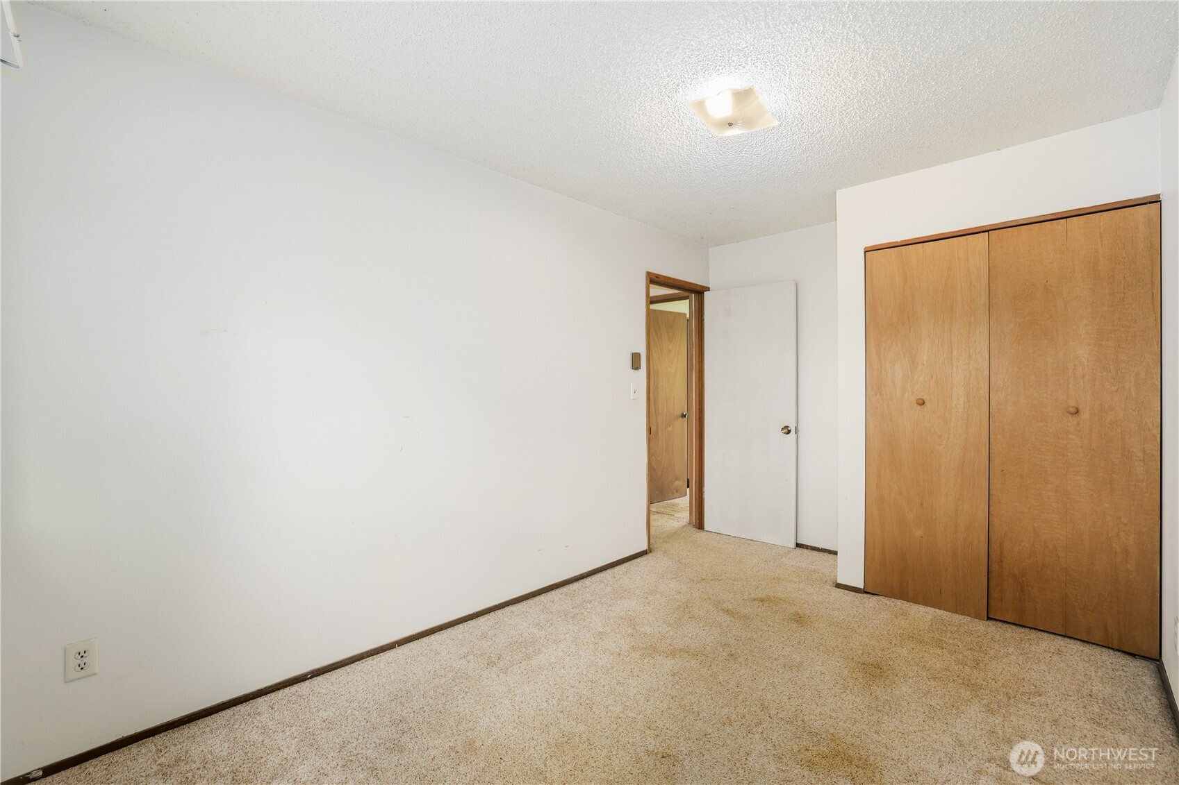 12204 Waller Road East Tacoma, WA 98446 - Photo 19 of 33 a view of an empty room