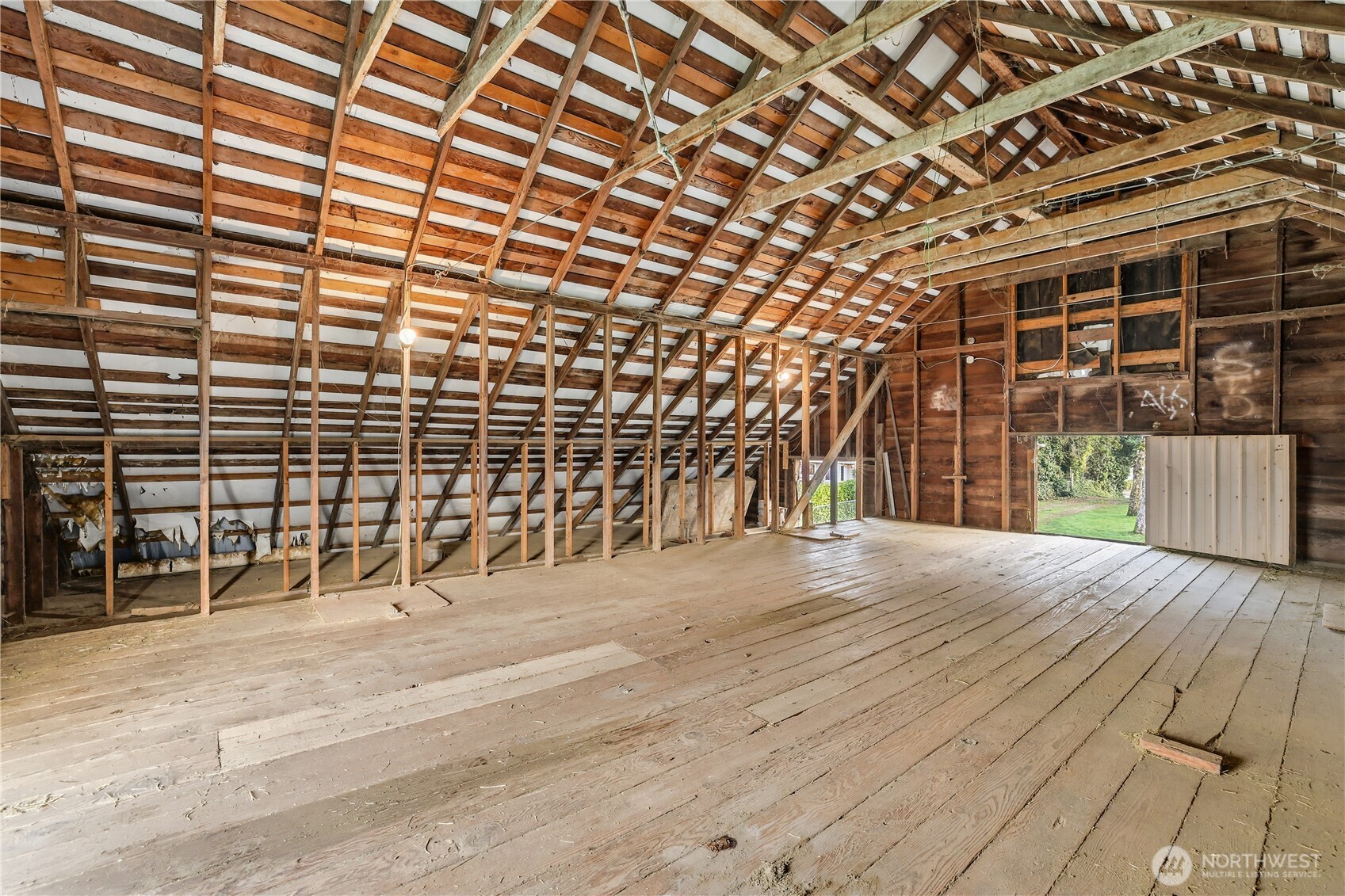 12204 Waller Road East Tacoma, WA 98446 - Photo 26 of 33 a view of a building with a street