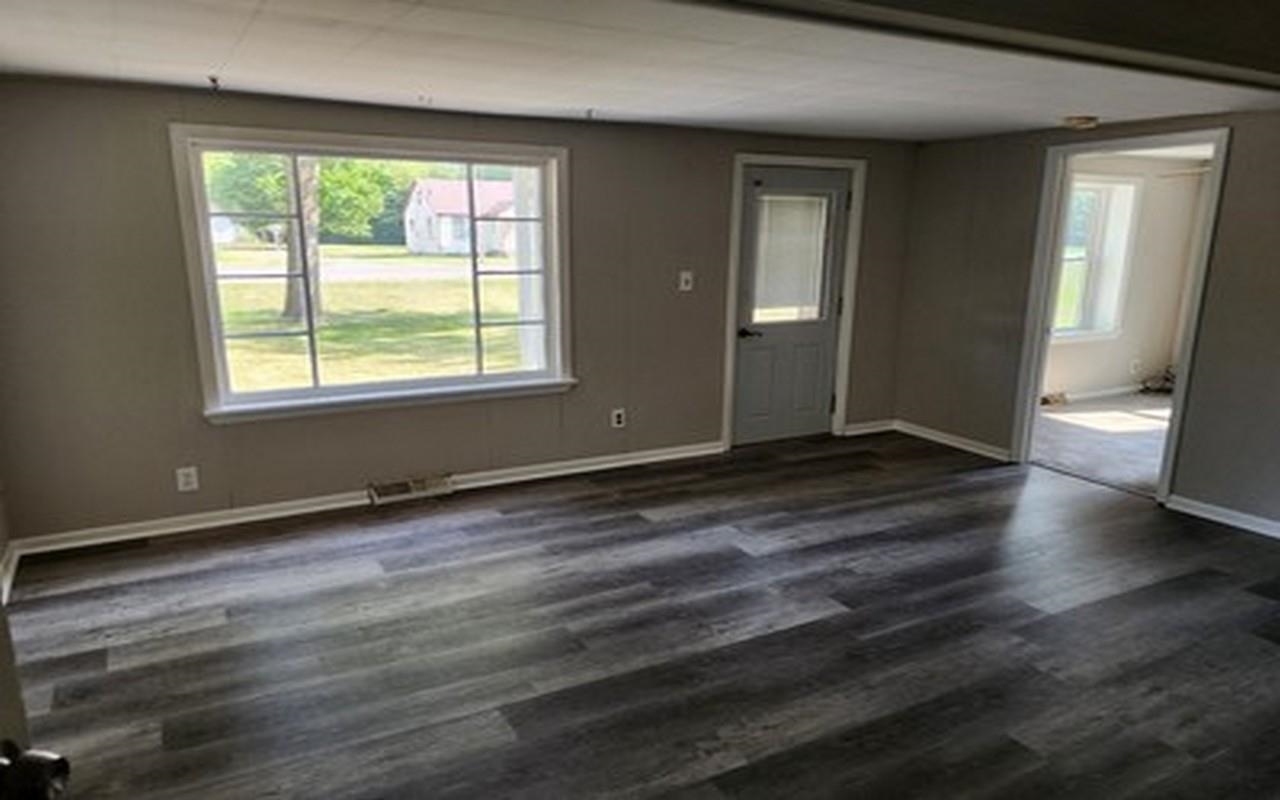 895 Schust Road Saginaw, MI 48604 - Photo 15 of 18 Gallery Image 15