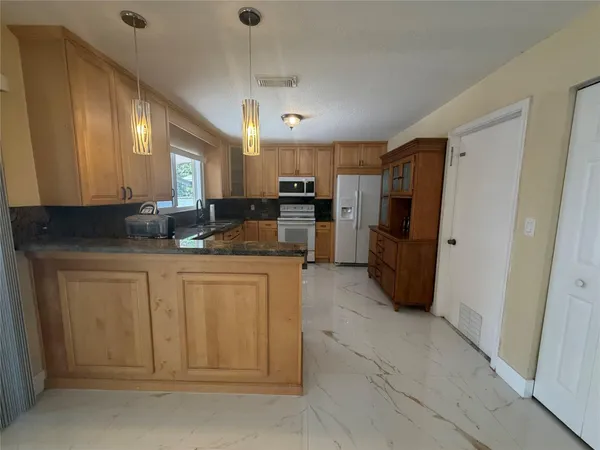 $3,150 | 6791 Northwest 32nd Avenue, Fort Lauderdale, FL 33309