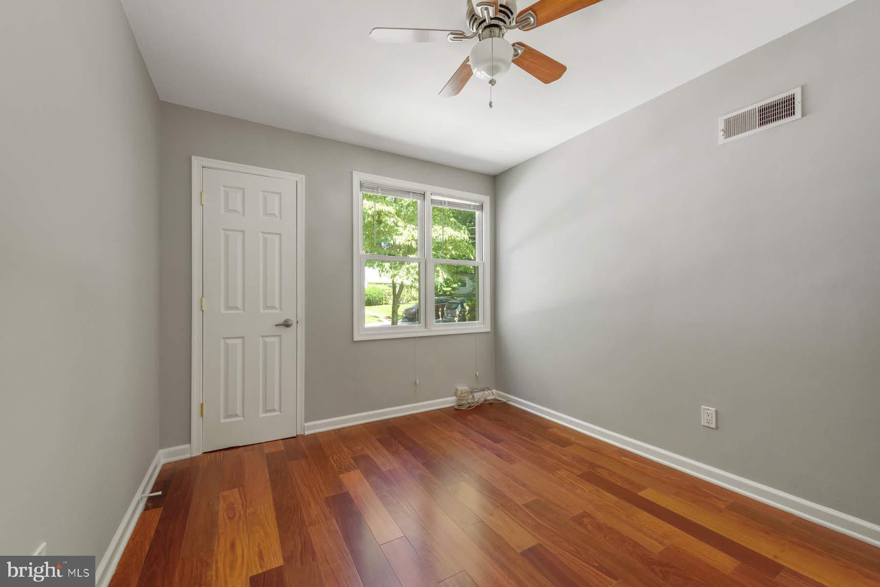 3110 Edgewood Road Kensington, MD 20895 - Photo 14 of 28 Gallery Image 14