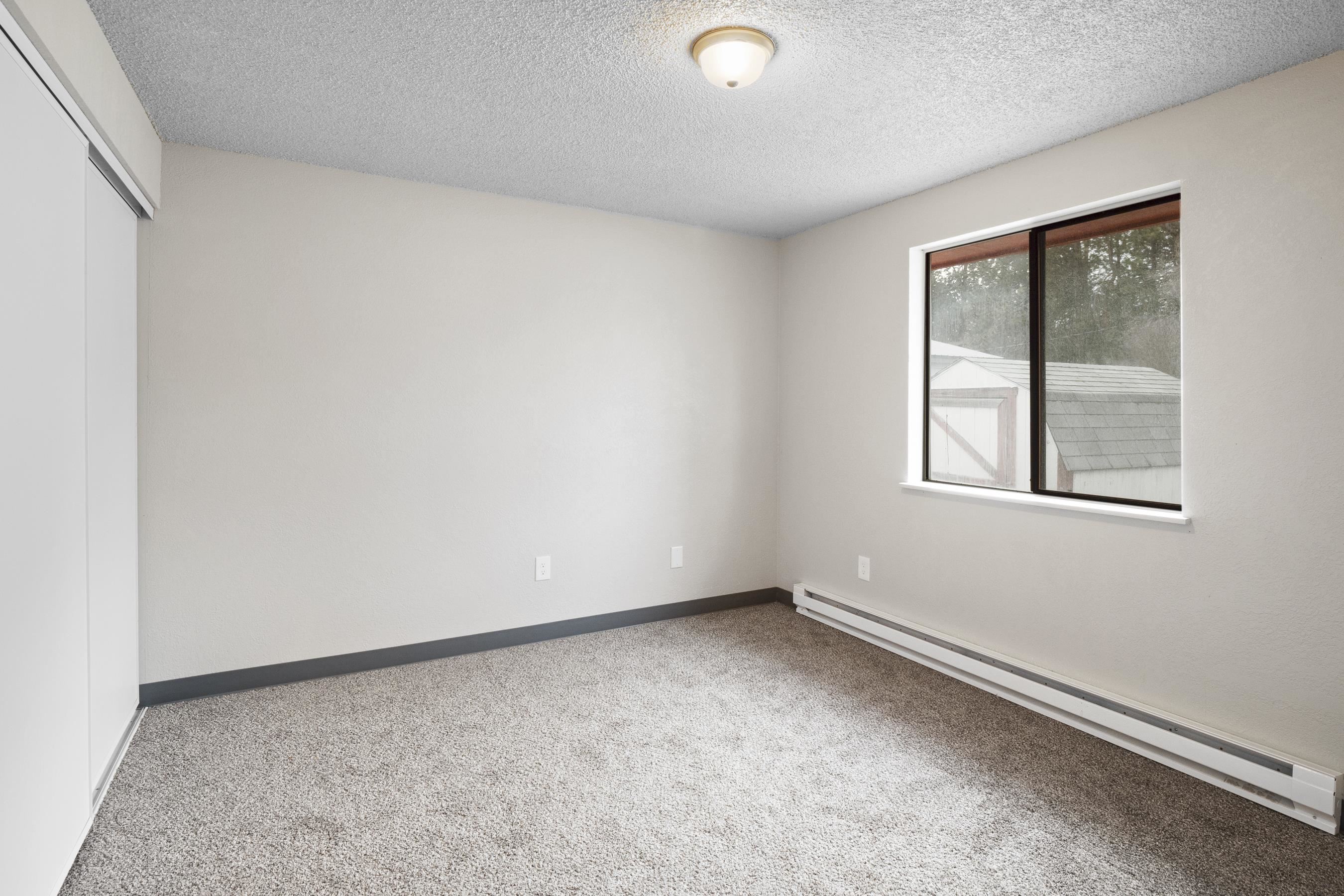 2806 South Bowdish Road Spokane Valley, WA 99206 - Photo 11 of 18 Gallery Image 11