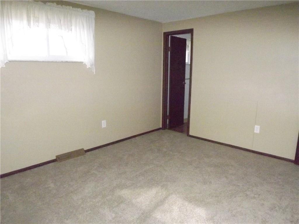 772 Greenlee Road Pittsburgh, PA 15227 - Photo 8 of 20 Gallery Image 8
