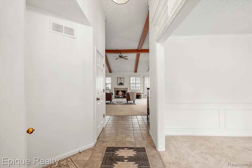 254 Marmoor Court Rochester Hills, MI 48309 - Photo 3 of 55