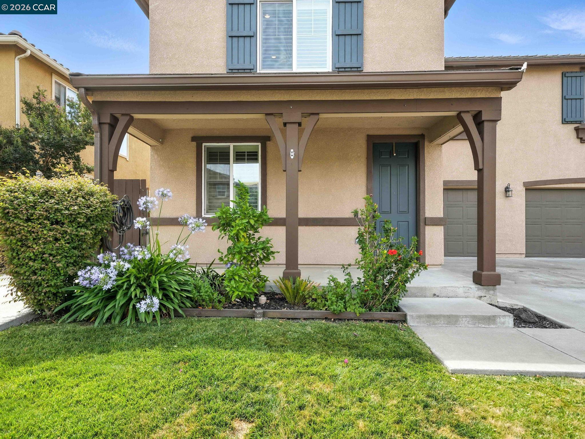 2433 Sanders Lane Fairfield, CA 94533 - Photo 15 of 51 a front view of a house with garden