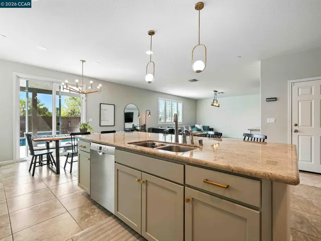 $799,999 | 2433 Sanders Lane, Fairfield, CA 94533