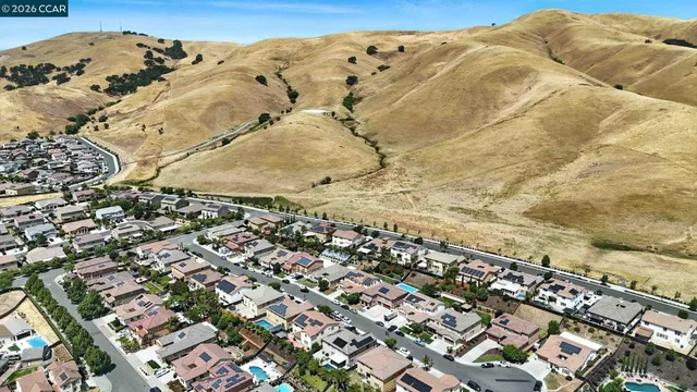 $799,999 | 2433 Sanders Lane, Fairfield, CA 94533