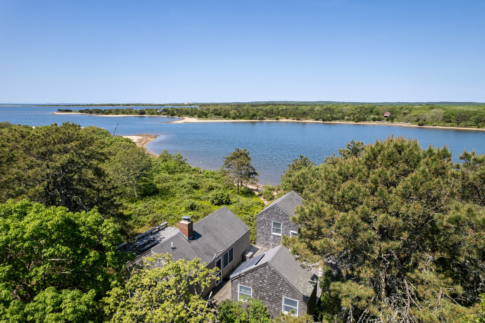 201 Thumb Point Road West Tisbury, MA 02568 - Photo 6 of 16 Gallery Image 6