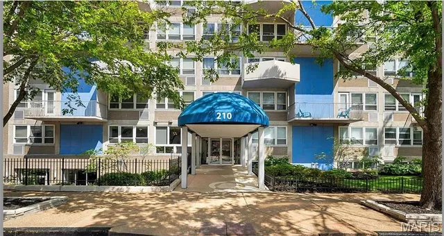 $64,900 | 210 North 17th Street, Unit 903, St. Louis, MO 63103