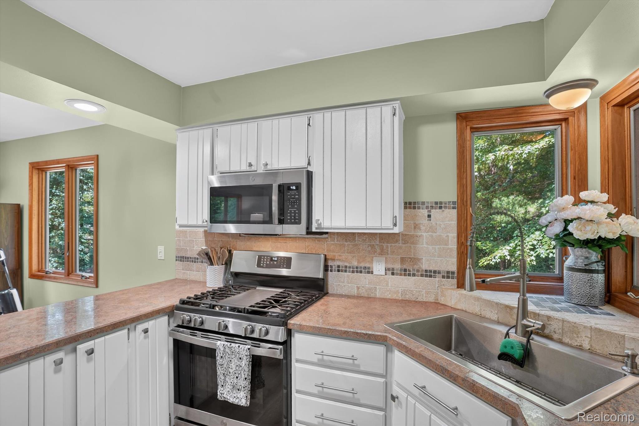 5361 Clark Road Bath, MI 48808 - Photo 14 of 62 19-5361-Clark-Rd-WindowStill-Photography.jpg